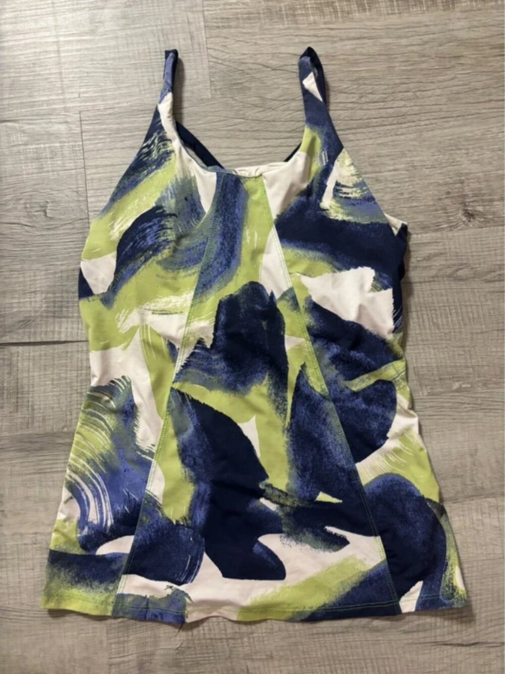 Size small Eleven by Venus Williams athletic top